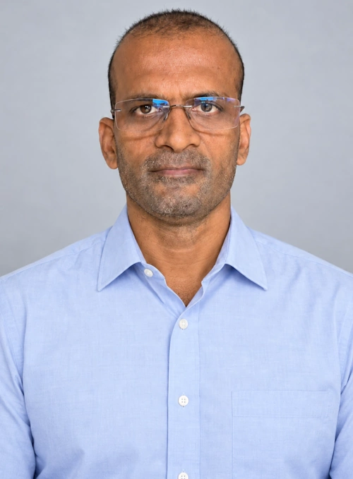 Manoj Shinde, founder of CraveInvoice